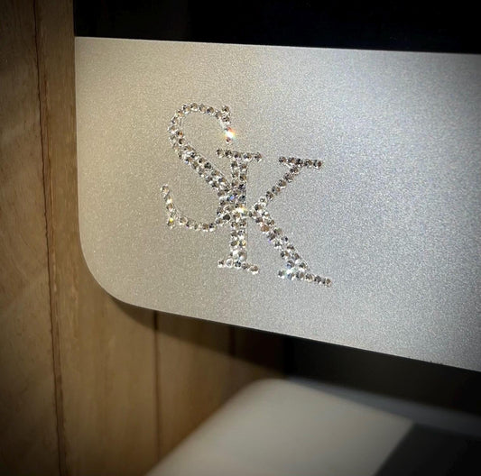 Handgemaakte initialen name Strass Sticker / decal met Preciosa crystal– Personaliseer je Laptop, Spiegel of Auto Interieur!