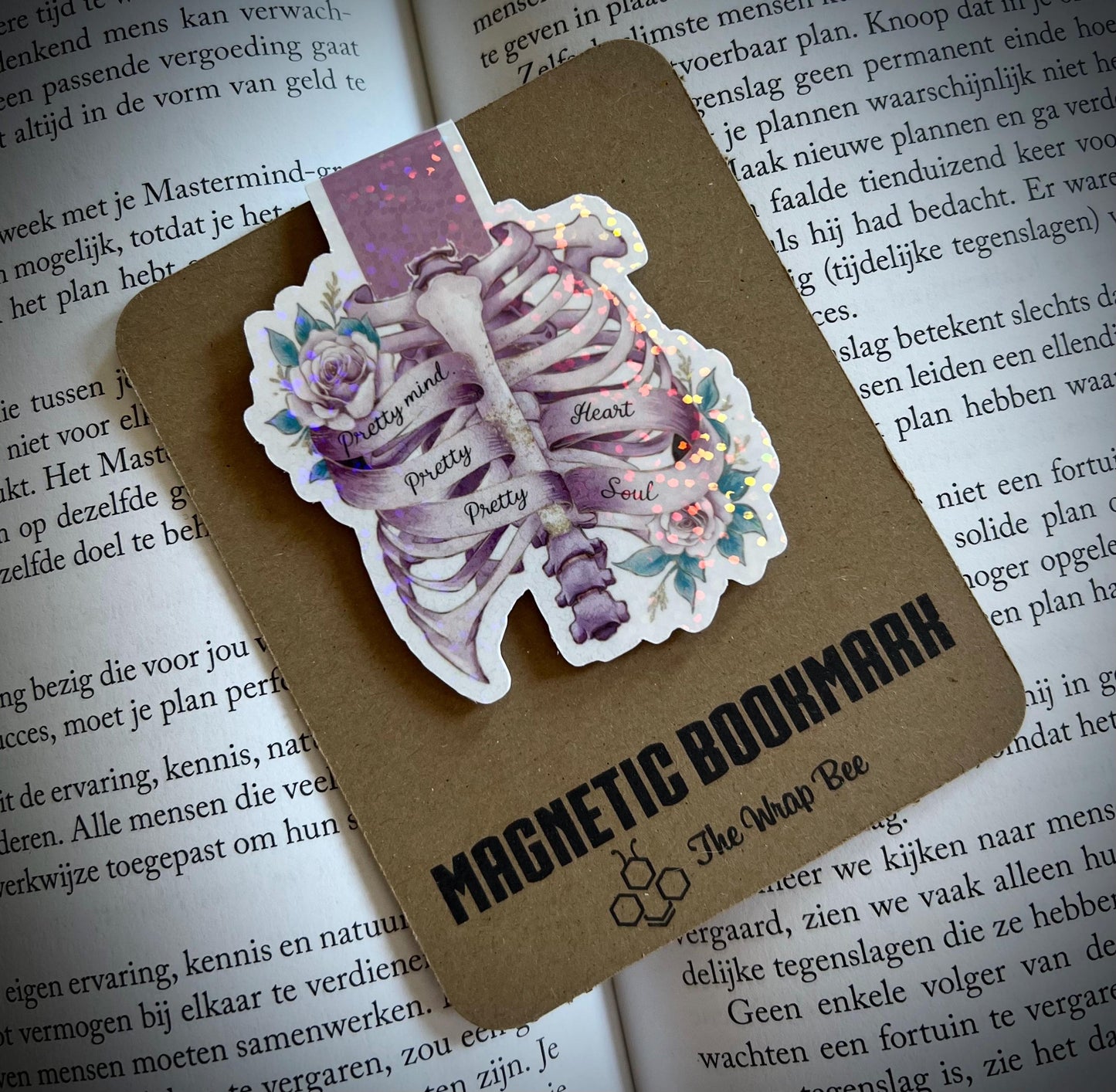 Magnetic bookmark cute bat flowers
