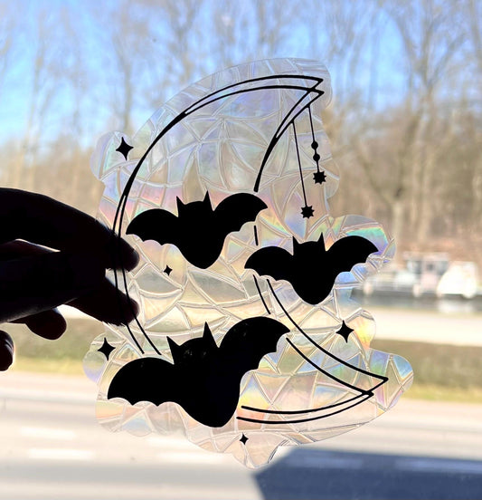 Moon bat suncatcher statisch sticker. Regenboog sticker.
